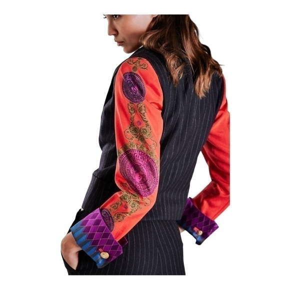 Women’s Blazer Vintage GIANNI VERSACE COUTURE Pinstripe Wool Trousers Jacket - Picture 4 of 10